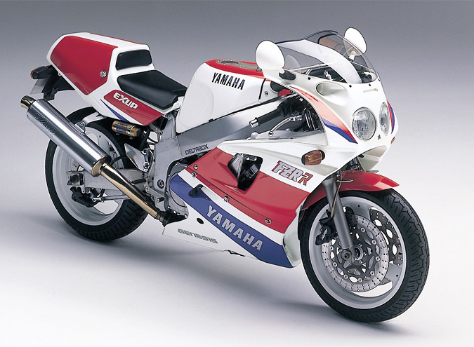 Yamaha FZR750R OW-01